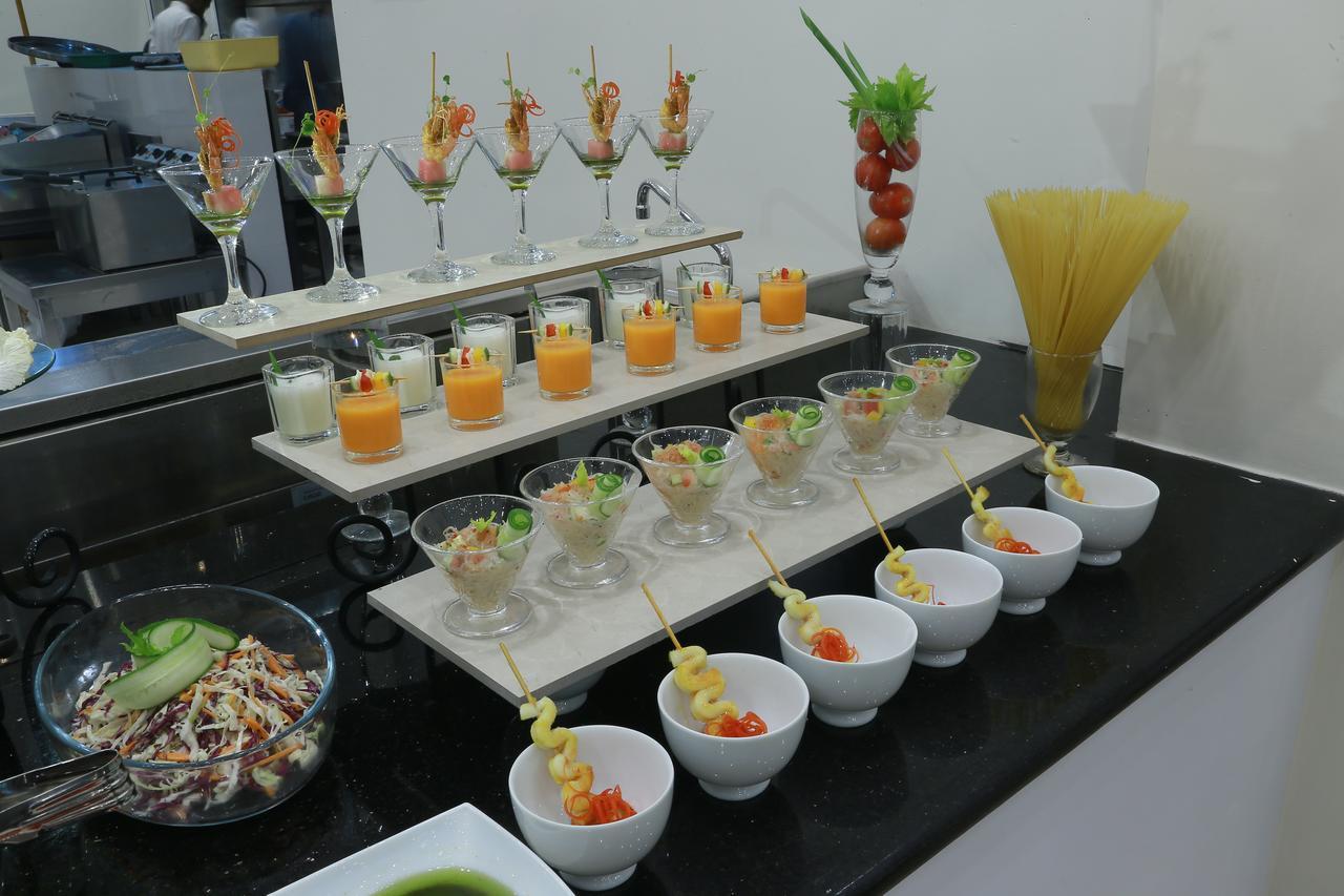 Rivendell Hotel Kandy Bagian luar foto
