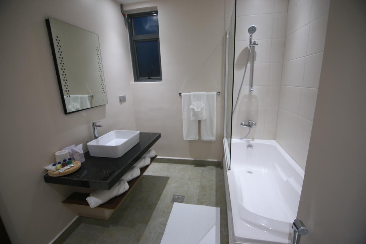 Rivendell Hotel Kandy Bagian luar foto